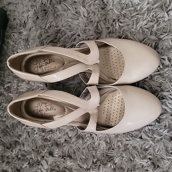 Life Stride Soft System "Parked" Slip On Heel - Picture 8 of 8